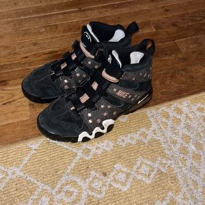 Nike Copper Barkley